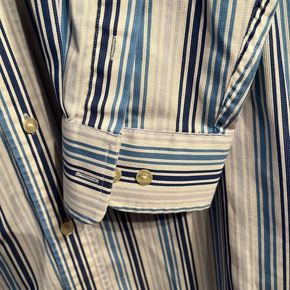 Vintage Gap Men’s L/S Button Down Shirt - Picture 3 of 7